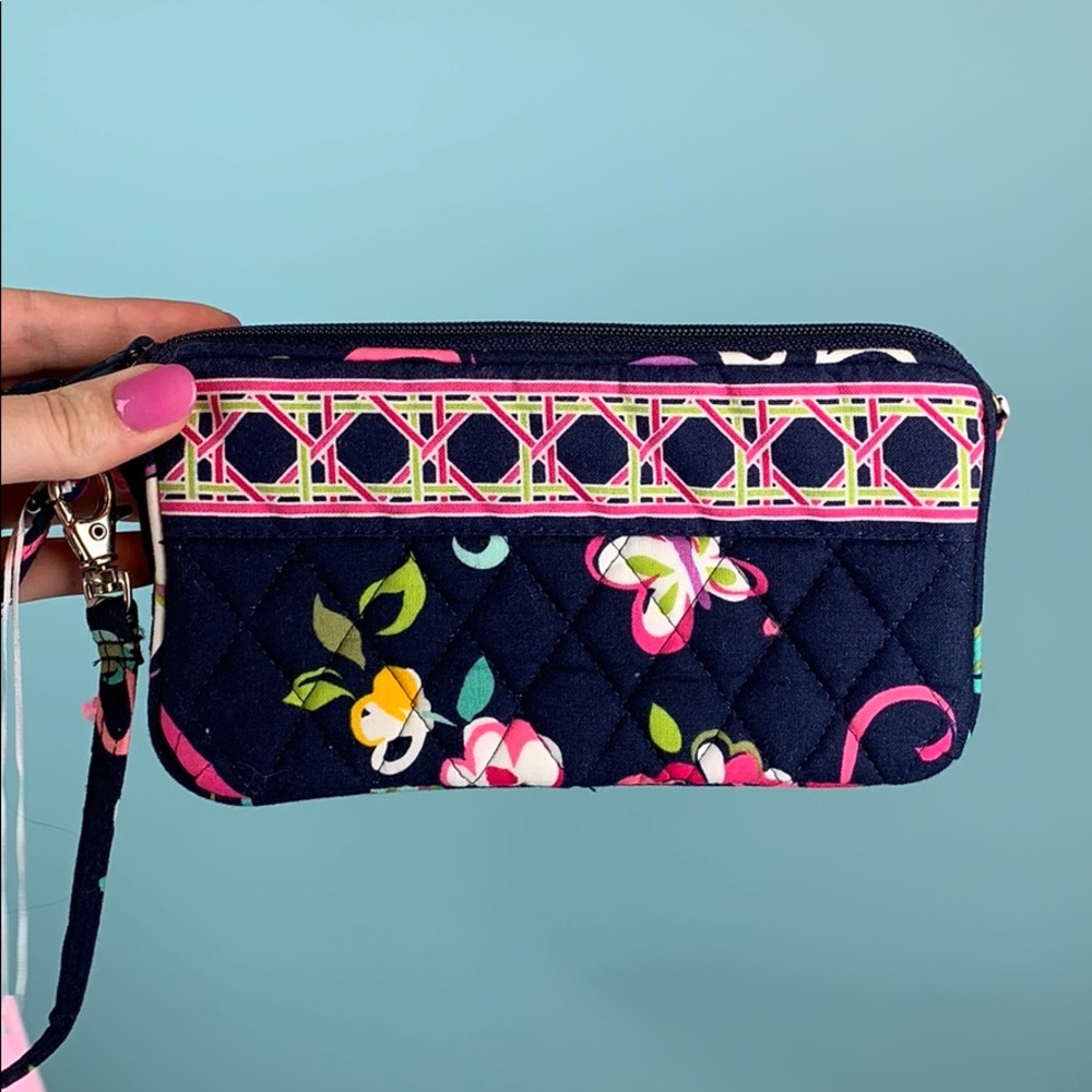 NWT Vera Bradley Wristlet - Breast Cancer Print - Picture 2 of 3